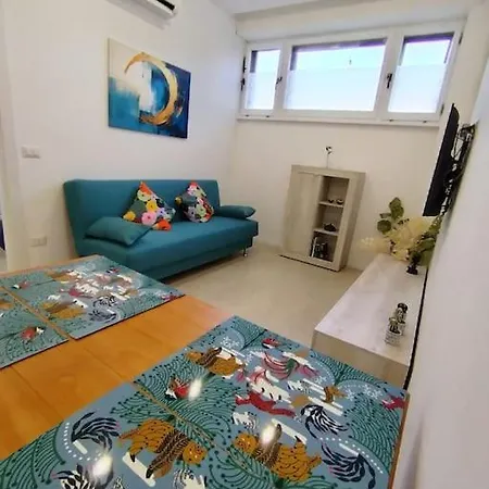 Rhome * רומא